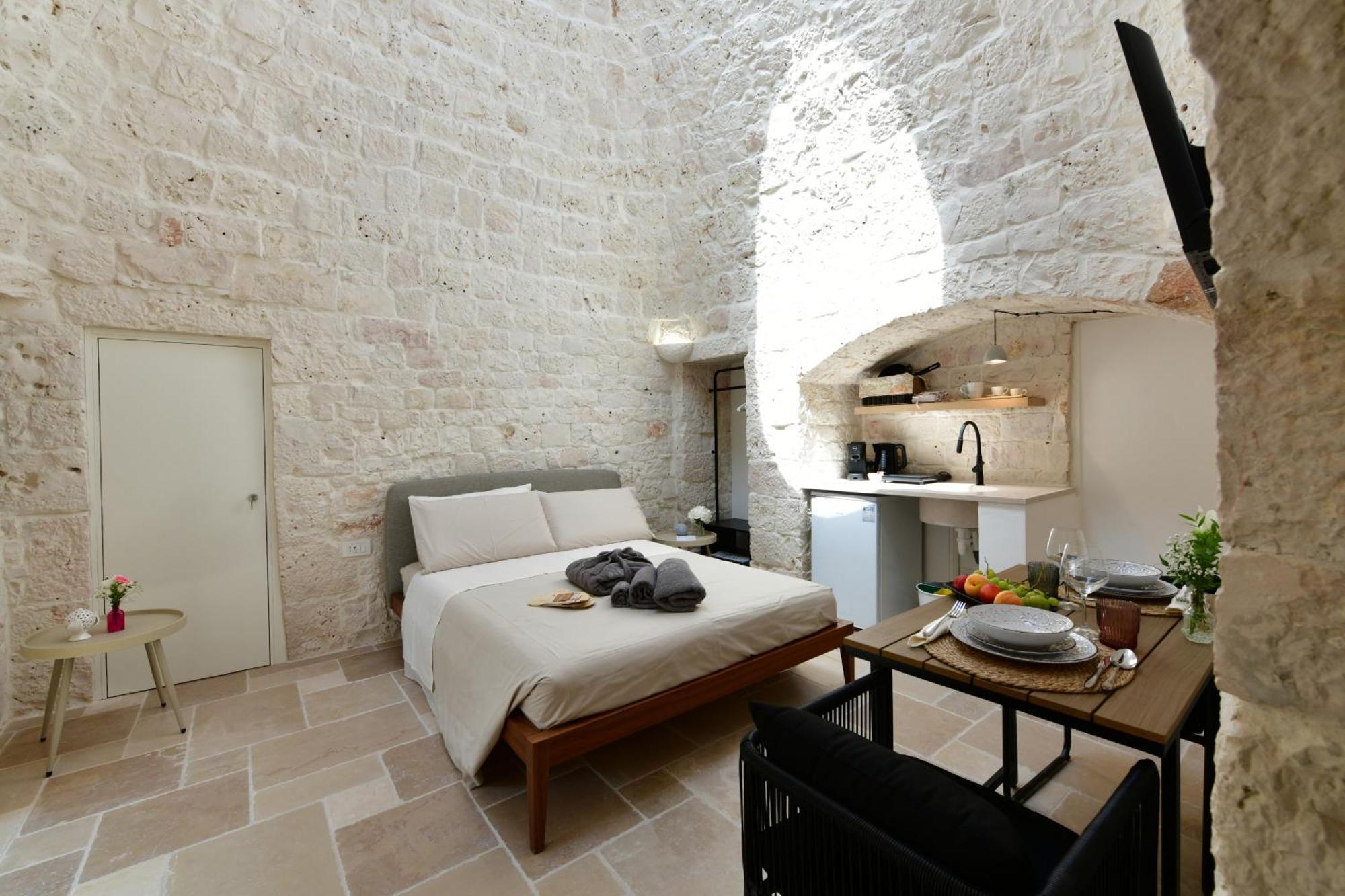 Lamarossa Trulli & Suites Antonelli Exterior foto